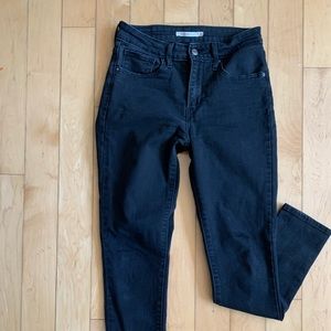 Levi’s Black 721 High-Rise Jeans
